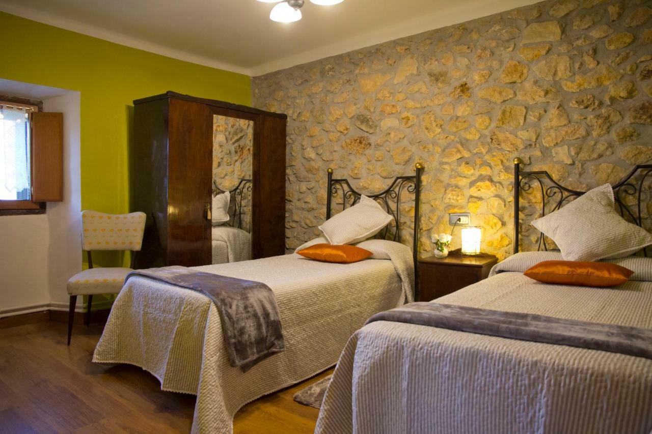 Casa Rural Lazkano En Sierra De Urbasa San Martín Eksteriør bilde